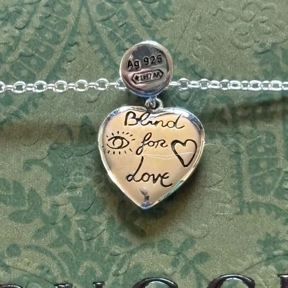 NWT Gucci Blind For Love Heart Necklace Silver Crystal OS
